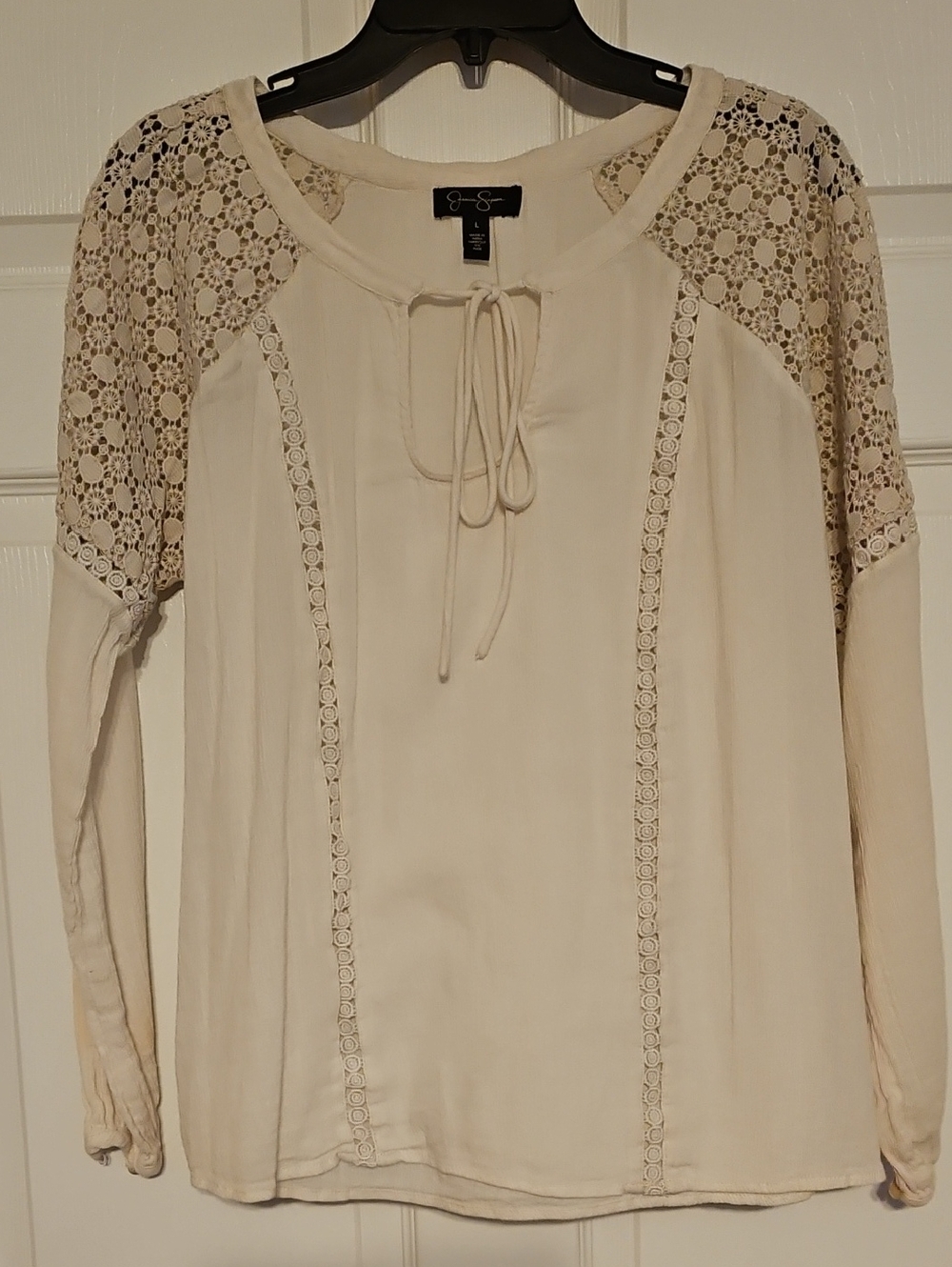 Jessica Simpson Cream Lace-Sleeve Tie-Neck Blouse